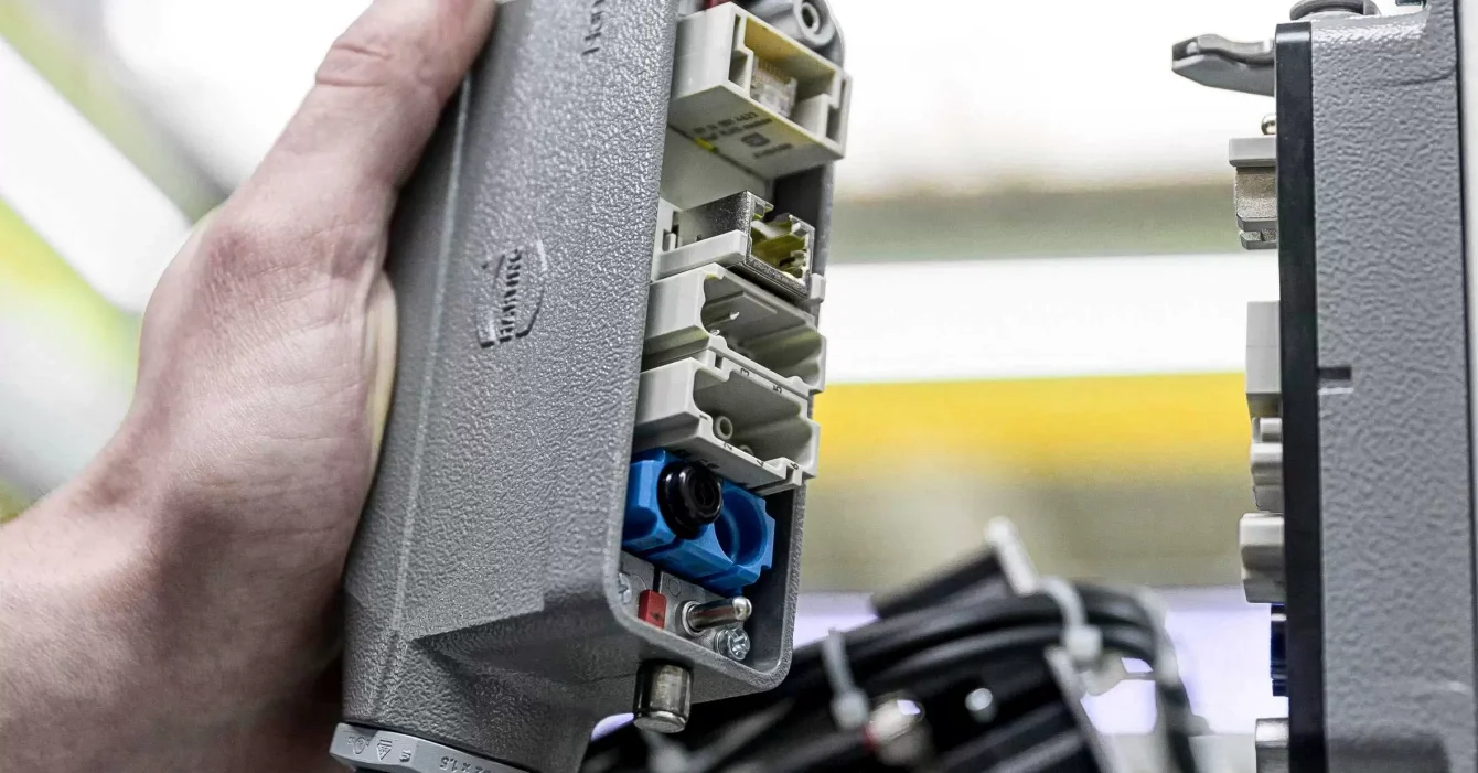 harting-konnektorler-ile-endustriyel-baglantilarda-guclu-ve-esnek-cozumler Botek Pro - Endüstriyel Otomasyon Çözümleri - Çözüm Ortaklarımız - Harting